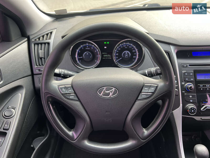 Седан Hyundai Sonata 2011 в Києві