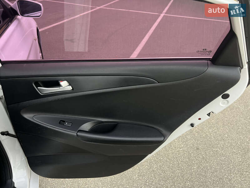 Седан Hyundai Sonata 2011 в Києві