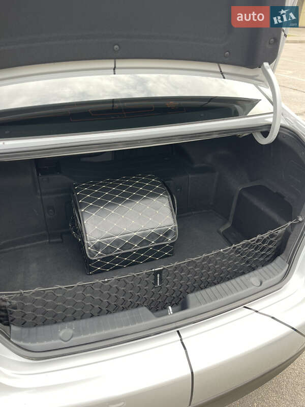 Седан Hyundai Sonata 2014 в Запорожье фото 20 Седан Hyundai Sonata 2014 в Запорожье