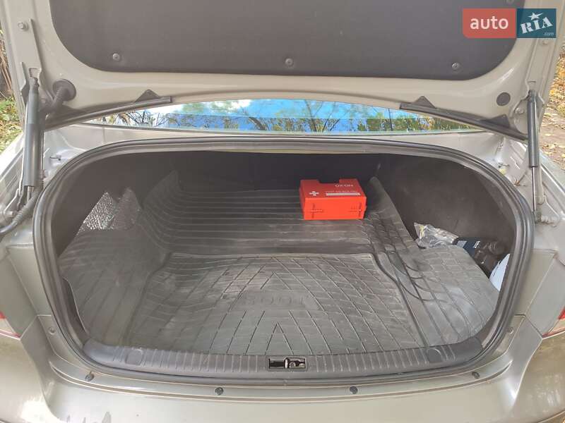 Седан Hyundai Sonata 2008 в Львові фото 16 Седан Hyundai Sonata 2008 в Львові