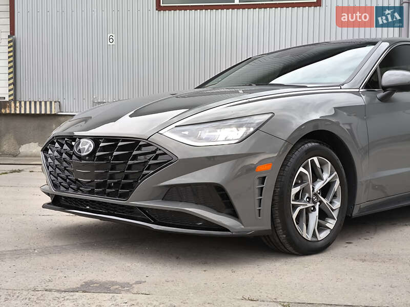 Седан Hyundai Sonata 2022 в Львове