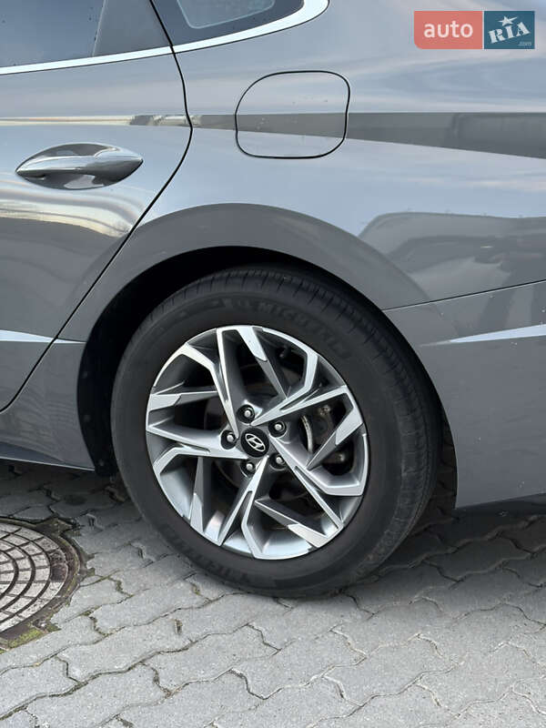 Седан Hyundai Sonata 2022 в Львове