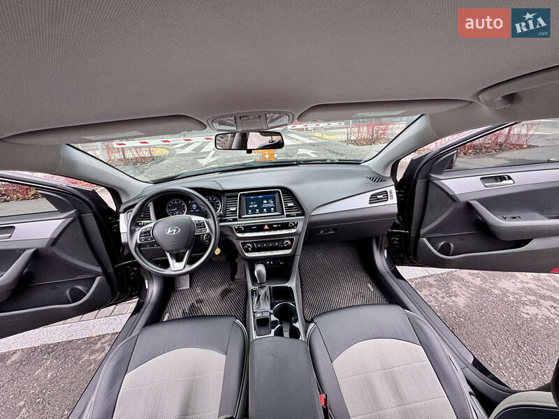 Седан Hyundai Sonata 2018 в Киеве фото 28 Седан Hyundai Sonata 2018 в Киеве