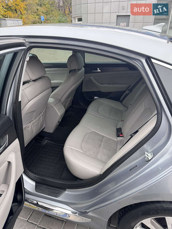 Седан Hyundai Sonata 2015 в Киеве фото 13 Седан Hyundai Sonata 2015 в Киеве