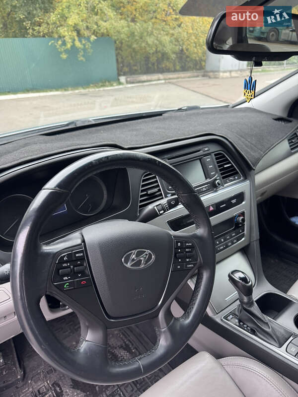 Седан Hyundai Sonata 2015 в Киеве фото 15 Седан Hyundai Sonata 2015 в Киеве