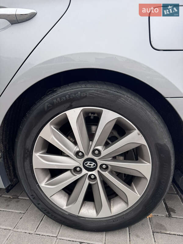 Седан Hyundai Sonata 2015 в Киеве фото 24 Седан Hyundai Sonata 2015 в Киеве