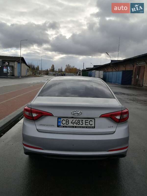 Седан Hyundai Sonata 2015 в Чернигове