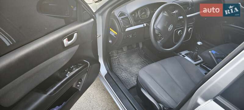 Седан Hyundai Sonata 2008 в Киеве фото 12 Седан Hyundai Sonata 2008 в Киеве