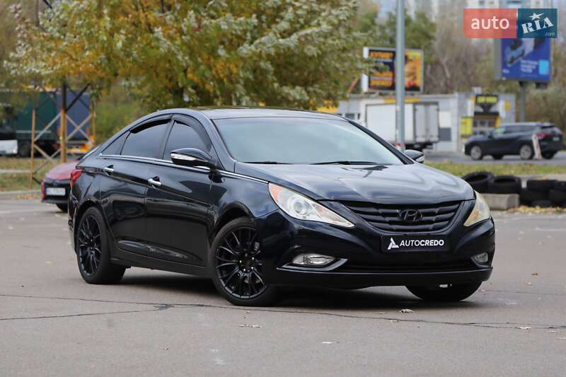 Hyundai Sonata 2012