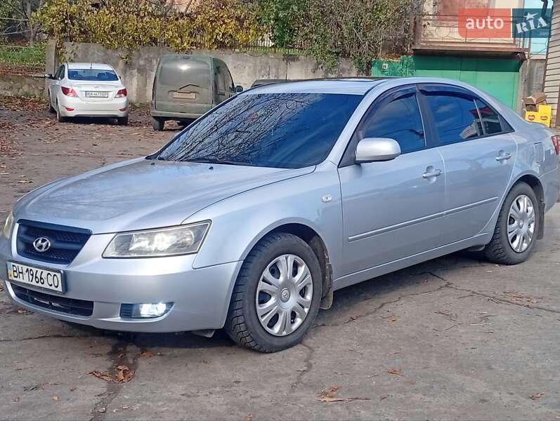 Седан Hyundai Sonata 2007 в Первомайске фото 12 Седан Hyundai Sonata 2007 в Первомайске