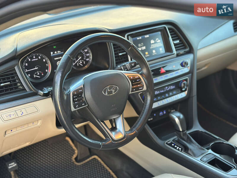 Седан Hyundai Sonata 2018 в Киеве фото 17 Седан Hyundai Sonata 2018 в Киеве