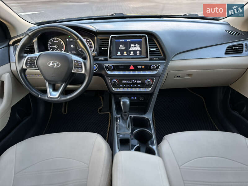 Седан Hyundai Sonata 2018 в Киеве фото 26 Седан Hyundai Sonata 2018 в Киеве