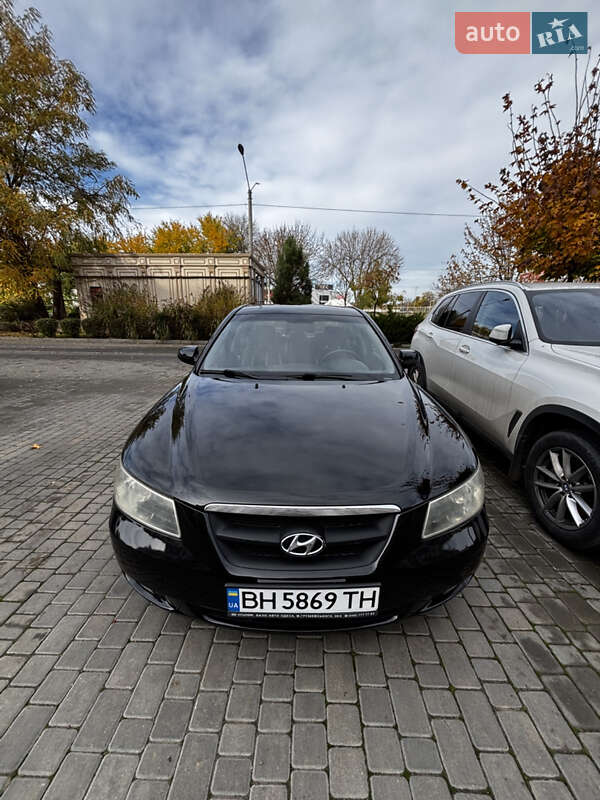Седан Hyundai Sonata 2007 в Фонтанке