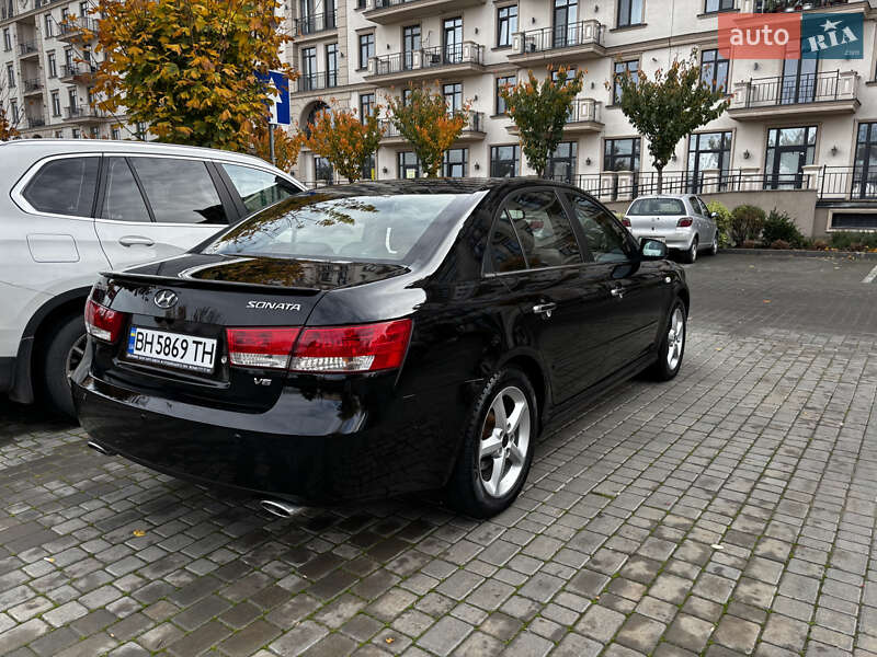Седан Hyundai Sonata 2007 в Фонтанке