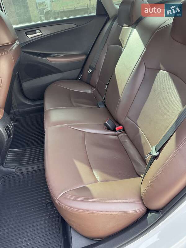 Седан Hyundai Sonata 2015 в Одессе фото 12 Седан Hyundai Sonata 2015 в Одессе