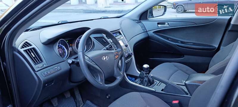 Седан Hyundai Sonata 2011 в Жовтих Водах фото 13 Седан Hyundai Sonata 2011 в Жовтих Водах