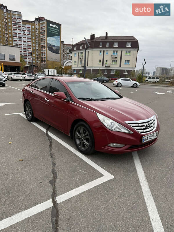 Седан Hyundai Sonata 2010 в Киеве