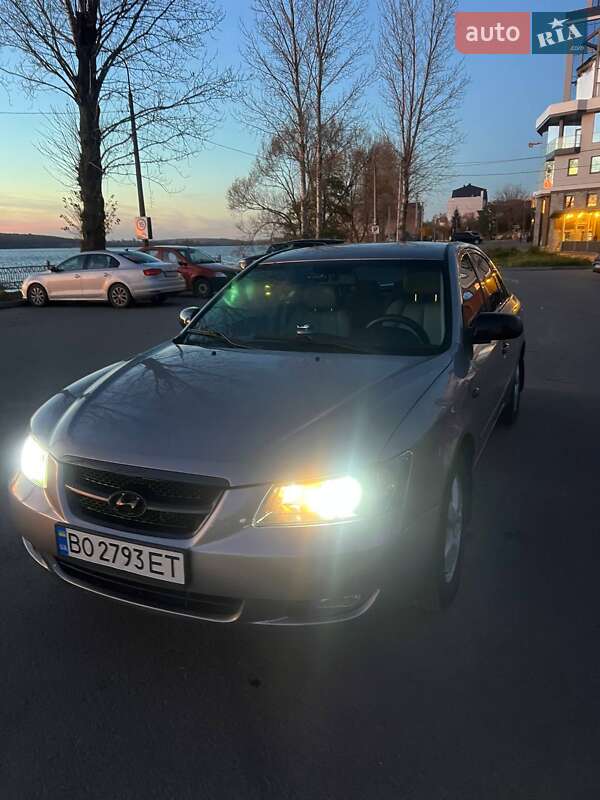 Седан Hyundai Sonata 2006 в Львове