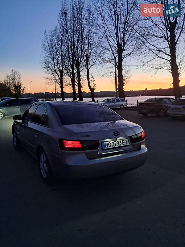 Седан Hyundai Sonata 2006 в Львове