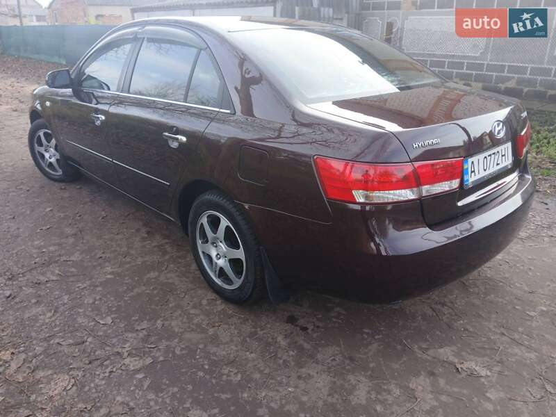 Седан Hyundai Sonata 2006 в Казатине
