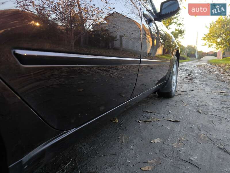 Седан Hyundai Sonata 2006 в Казатине