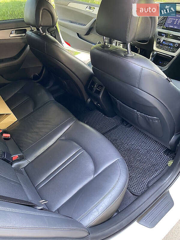 Седан Hyundai Sonata 2015 в Киеве фото 23 Седан Hyundai Sonata 2015 в Киеве