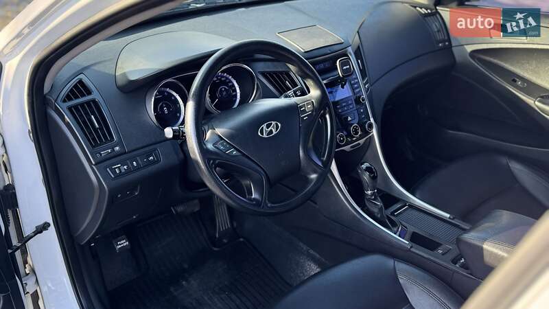 Седан Hyundai Sonata 2015 в Киеве фото 9 Седан Hyundai Sonata 2015 в Киеве
