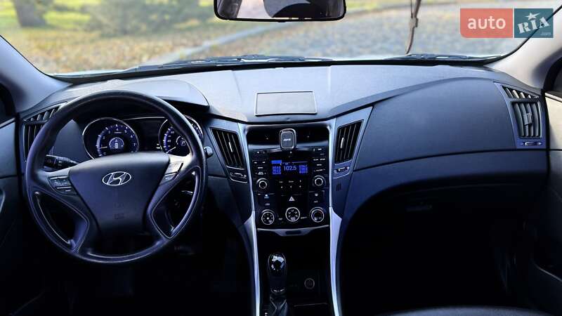 Седан Hyundai Sonata 2015 в Киеве фото 17 Седан Hyundai Sonata 2015 в Киеве