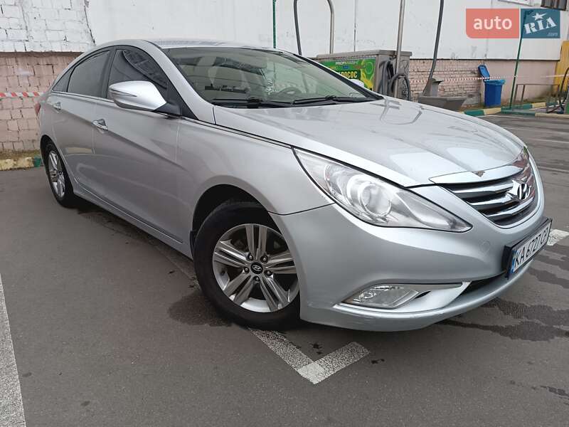 Седан Hyundai Sonata 2013 в Києві фото 7 Седан Hyundai Sonata 2013 в Києві