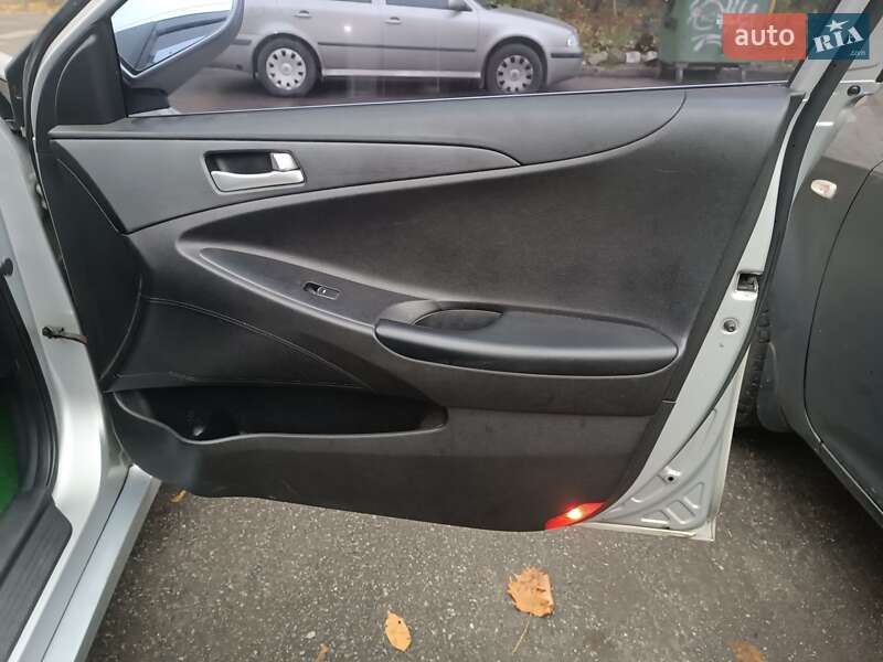Седан Hyundai Sonata 2013 в Києві фото 26 Седан Hyundai Sonata 2013 в Києві