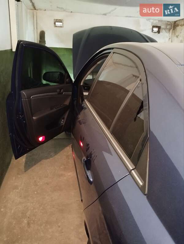 Седан Hyundai Sonata 2008 в Новомосковске фото 3 Седан Hyundai Sonata 2008 в Новомосковске