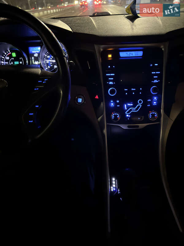 Седан Hyundai Sonata 2012 в Киеве