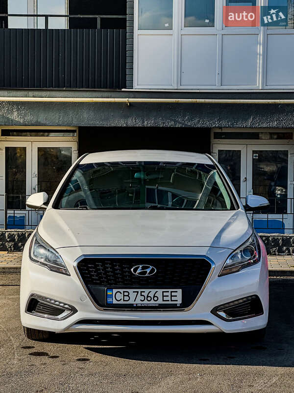 Седан Hyundai Sonata 2015 в Чернігові