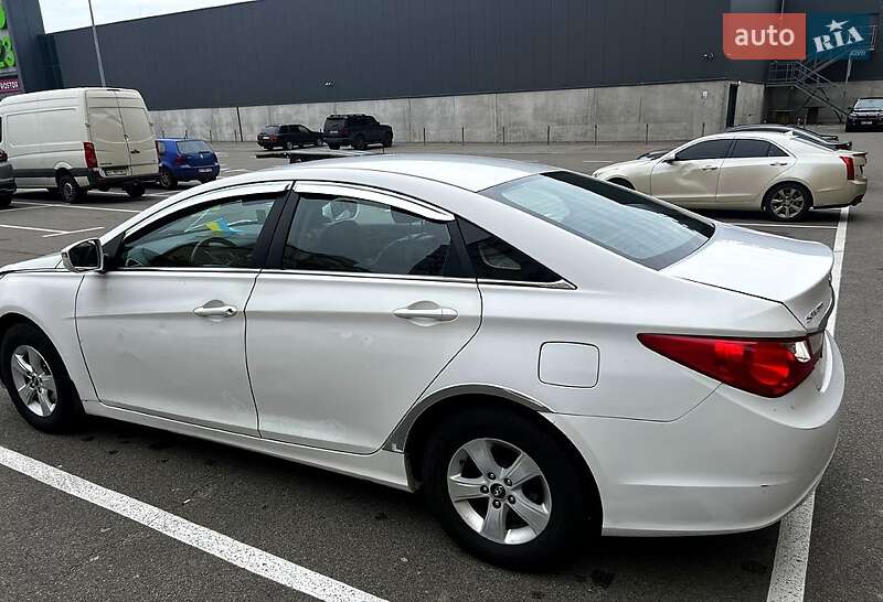 Седан Hyundai Sonata 2014 в Києві фото 4 Седан Hyundai Sonata 2014 в Києві