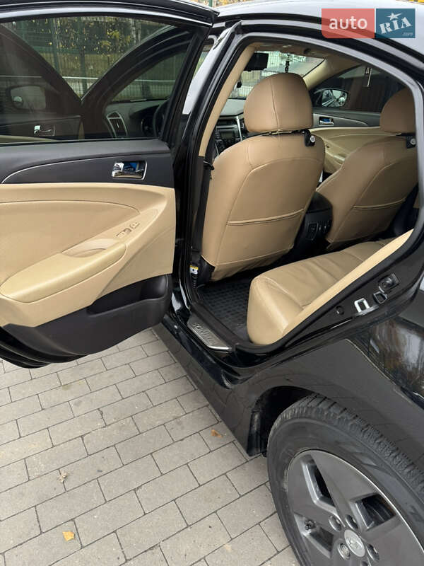 Седан Hyundai Sonata 2012 в Киеве