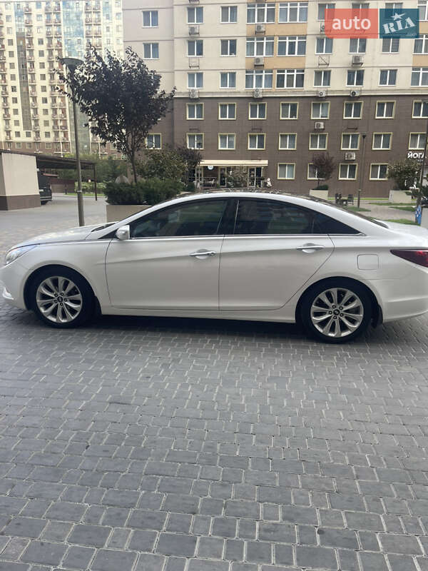 Седан Hyundai Sonata 2010 в Одессе