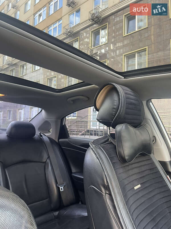 Седан Hyundai Sonata 2010 в Одессе
