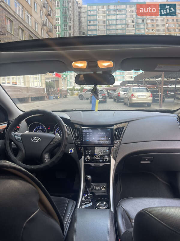 Седан Hyundai Sonata 2010 в Одессе