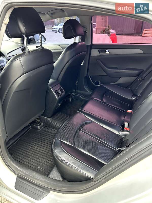 Седан Hyundai Sonata 2015 в Полтаві