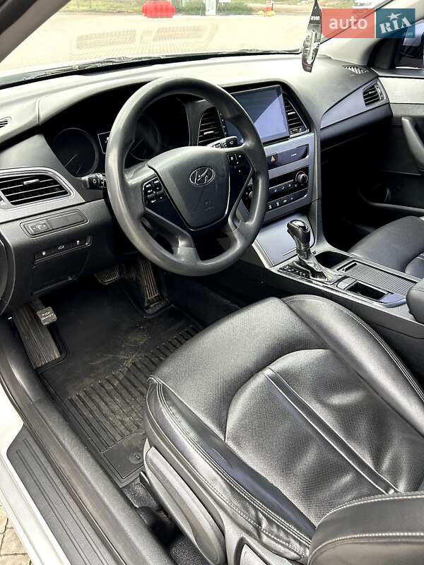 Седан Hyundai Sonata 2015 в Полтаві