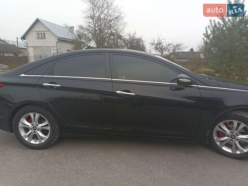 Седан Hyundai Sonata 2011 в Львове