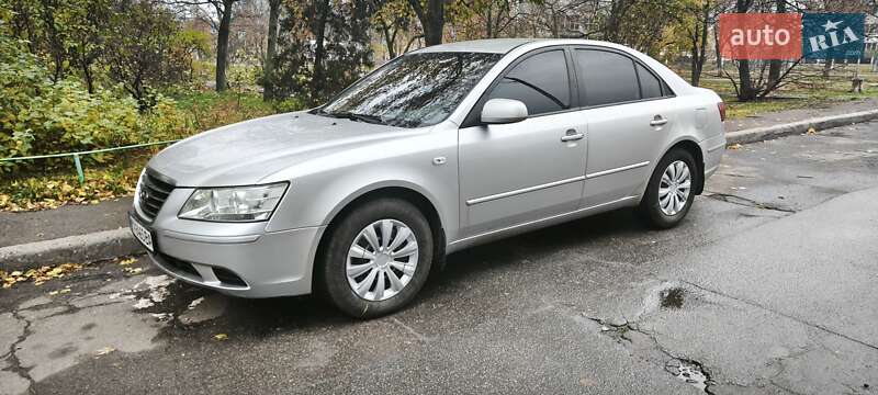 Седан Hyundai Sonata 2009 в Киеве