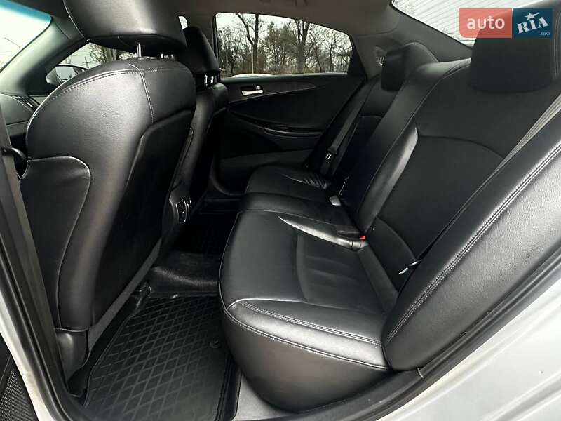 Седан Hyundai Sonata 2013 в Харькове