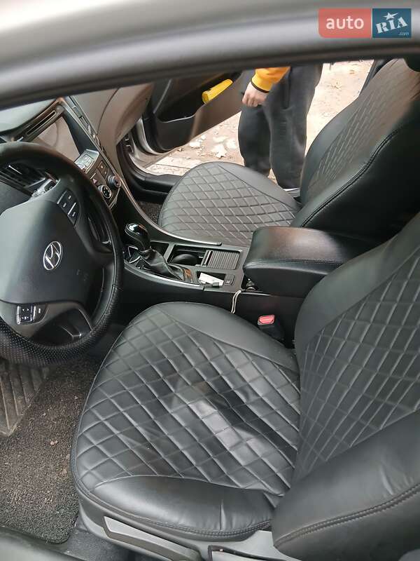 Седан Hyundai Sonata 2014 в Одессе