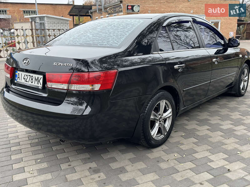 Седан Hyundai Sonata 2005 в Лубнах