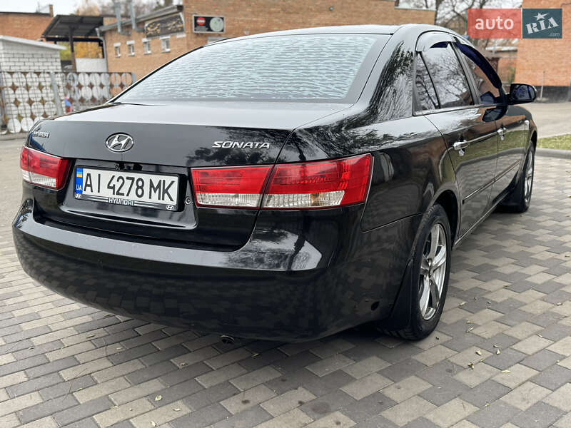 Седан Hyundai Sonata 2005 в Лубнах