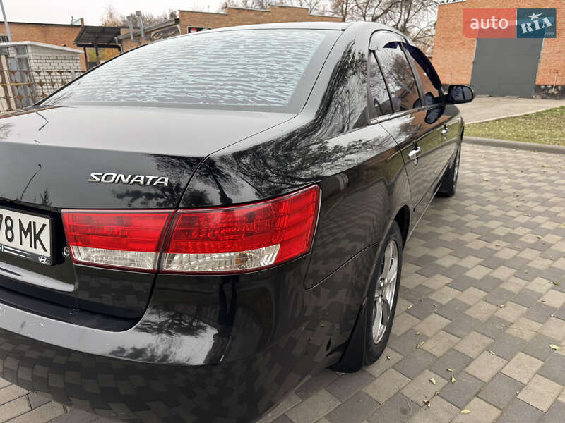 Седан Hyundai Sonata 2005 в Лубнах