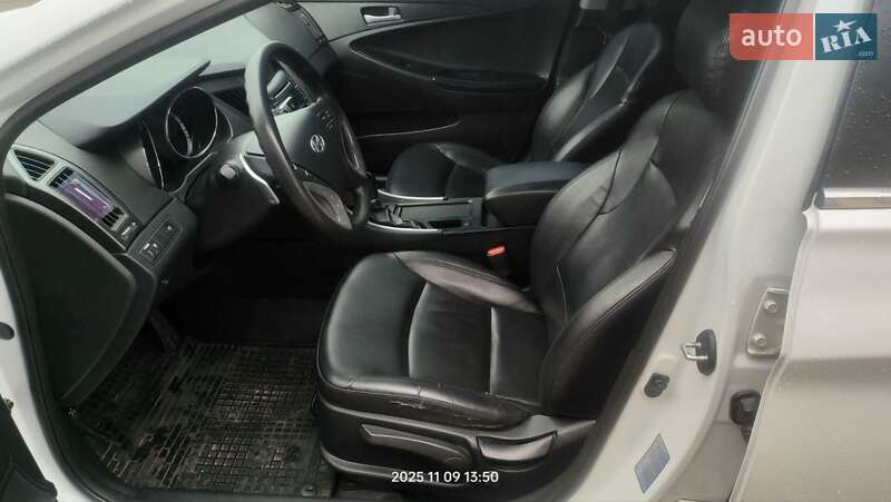 Седан Hyundai Sonata 2013 в Нетешине фото 3 Седан Hyundai Sonata 2013 в Нетешине