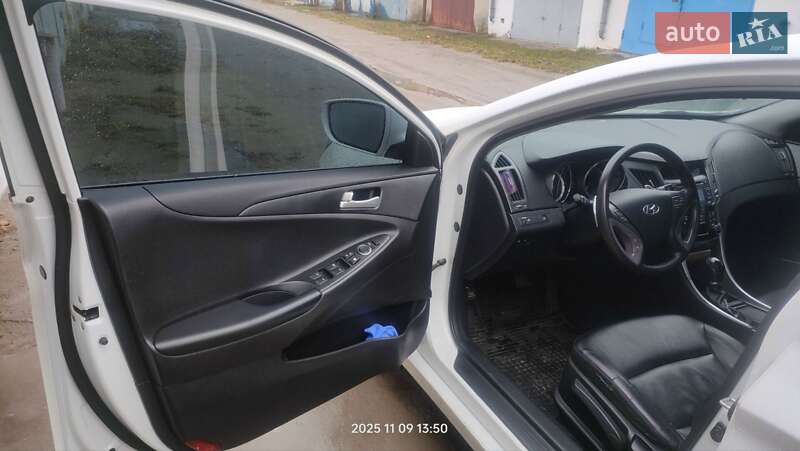 Седан Hyundai Sonata 2013 в Нетешине фото 11 Седан Hyundai Sonata 2013 в Нетешине