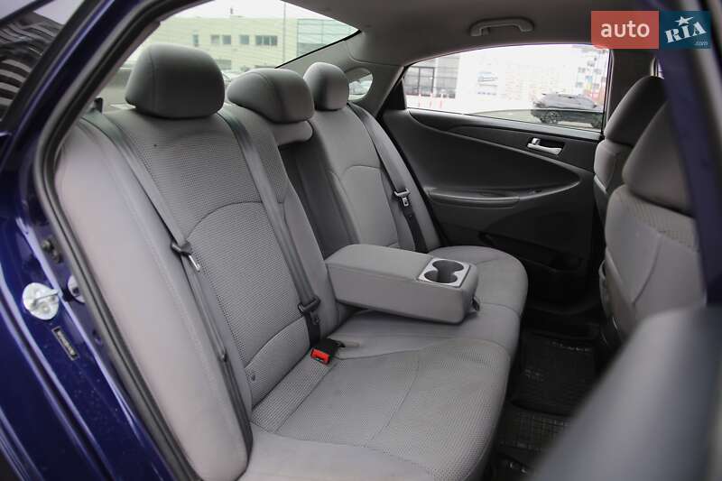 Седан Hyundai Sonata 2013 в Харкові